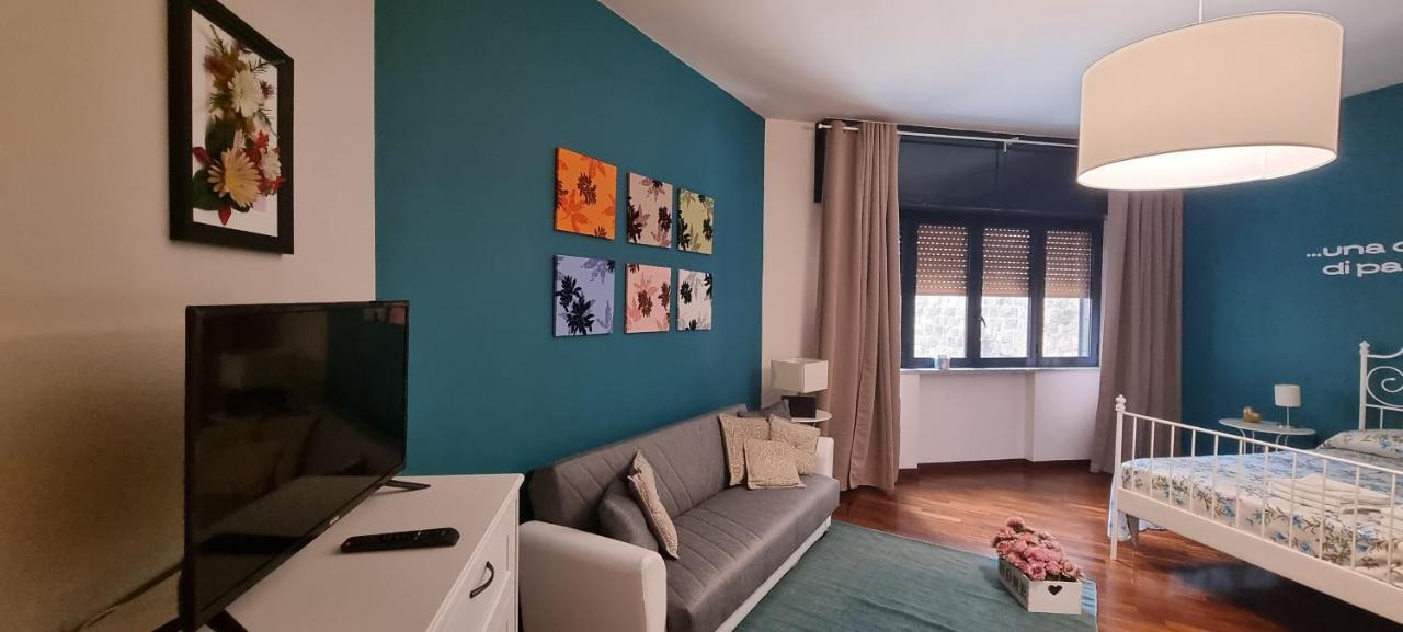 Via Battisti 109 Apartment Caserta Ngoại thất bức ảnh