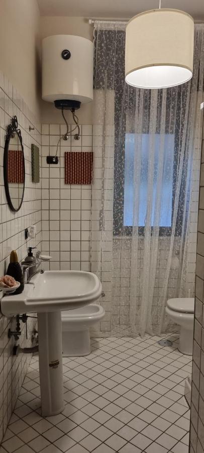 Via Battisti 109 Apartment Caserta Ngoại thất bức ảnh