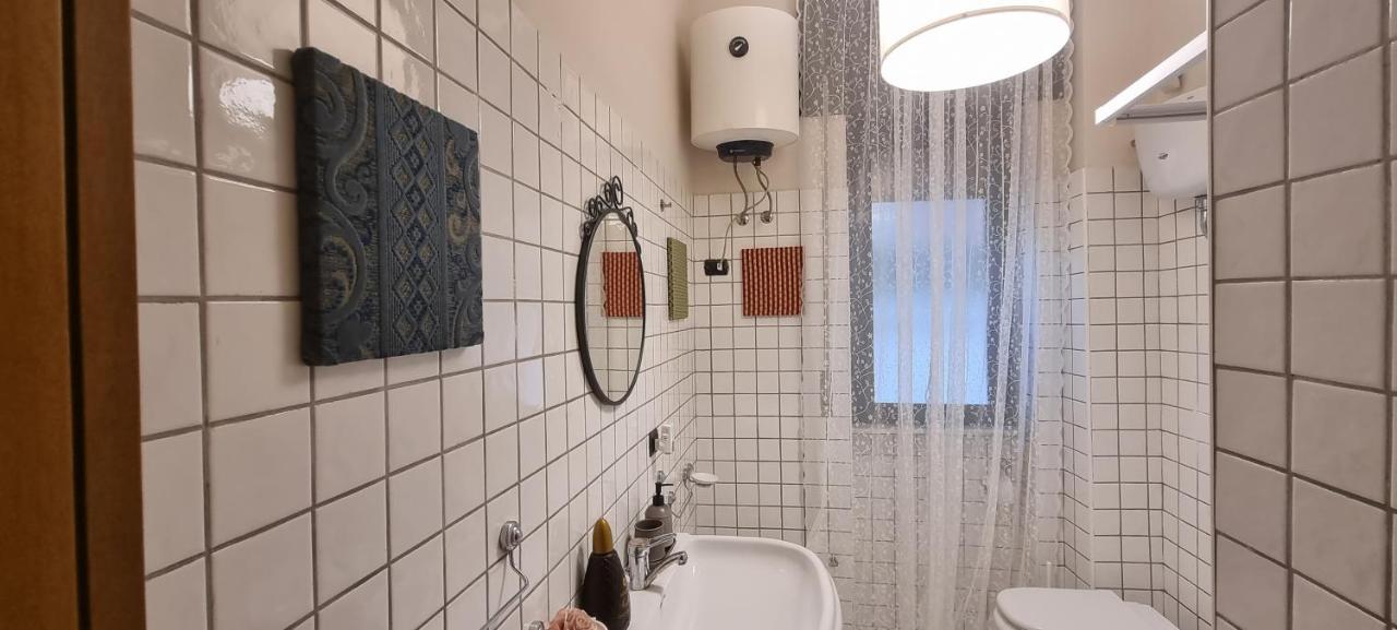 Via Battisti 109 Apartment Caserta Ngoại thất bức ảnh