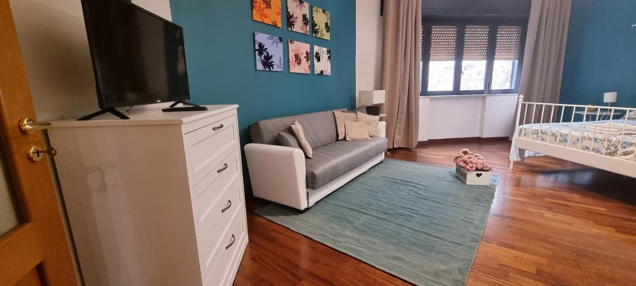 Via Battisti 109 Apartment Caserta Ngoại thất bức ảnh