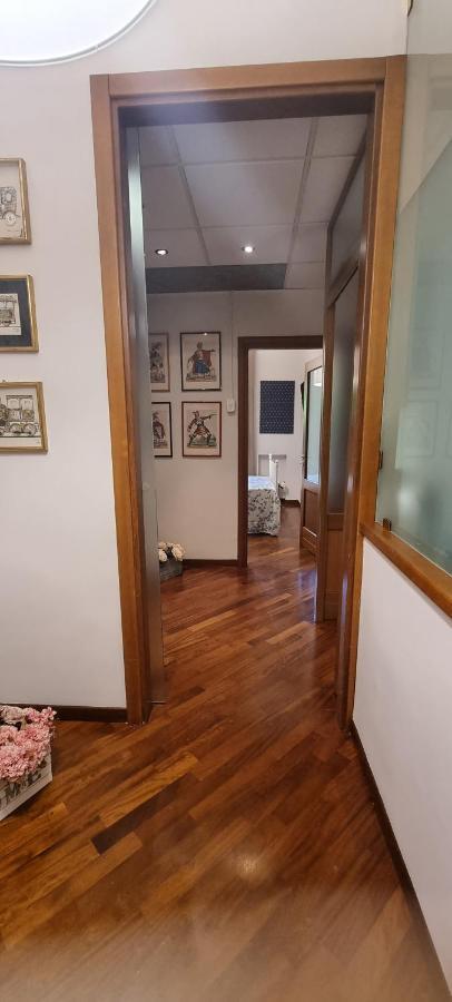 Via Battisti 109 Apartment Caserta Ngoại thất bức ảnh
